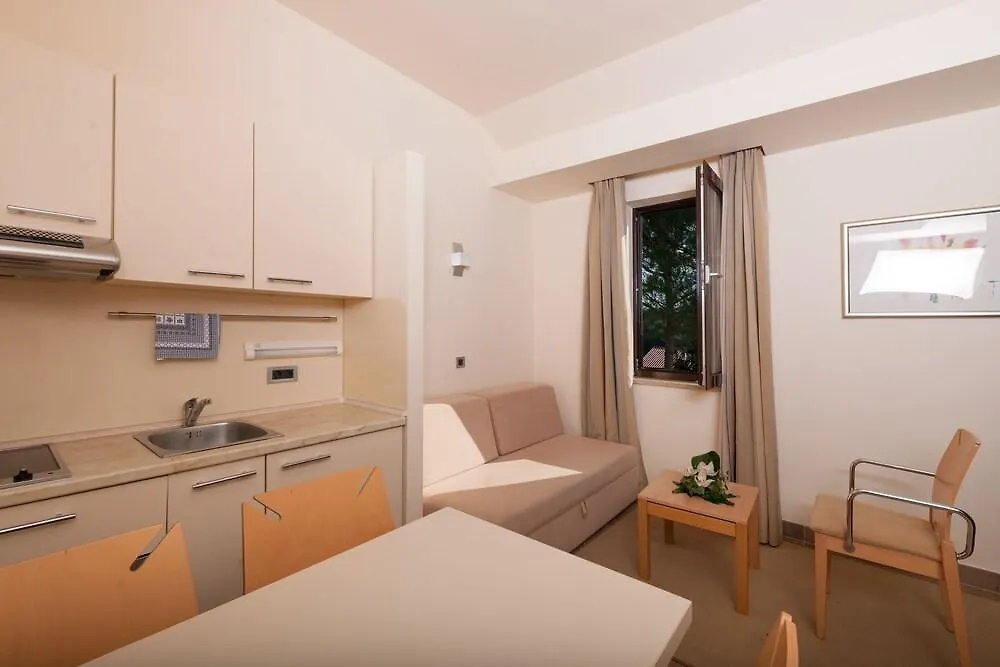 Apartments Petalon 弗尔萨尔